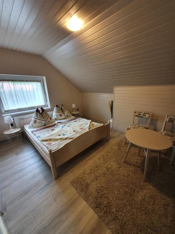 Apartman Ilike Balatonfured Exterior photo