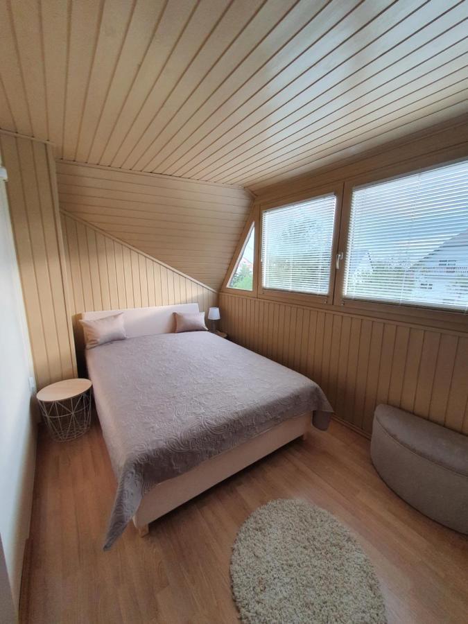 Apartman Ilike Balatonfured Exterior photo